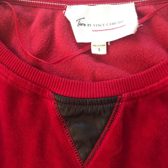 Two by Vince Camuto Red Crew Neck Velour Sweater Sz S - Picture 2 of 4